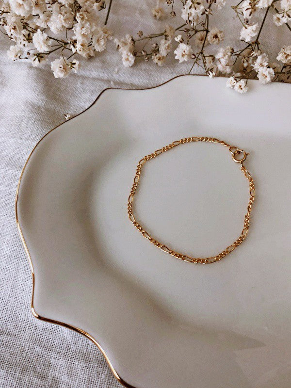 Dainty Figaro Chain Bracelet