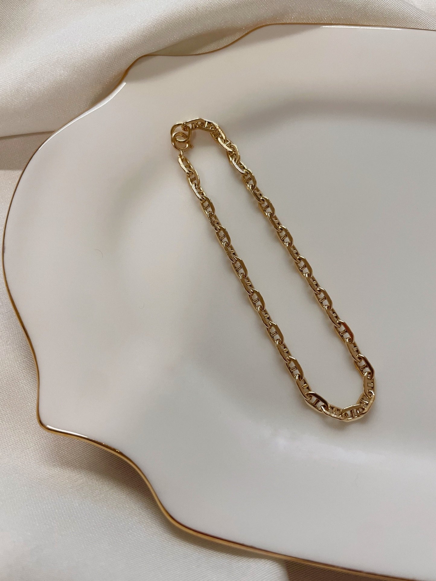 Classic Petite Cable Chain Bracelet